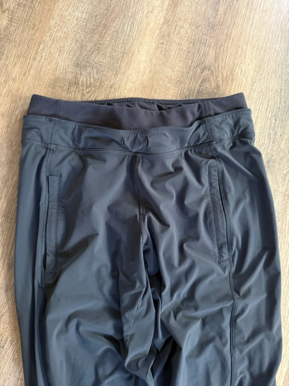 Lululemon Runderful Pant - Picture 4 of 10